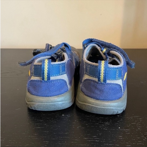 KEEN Children Newport H2 Size 13 Sandals - Picture 4 of 7